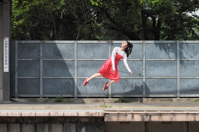 Парящие в воздухе образы от Natsumi Hayashi