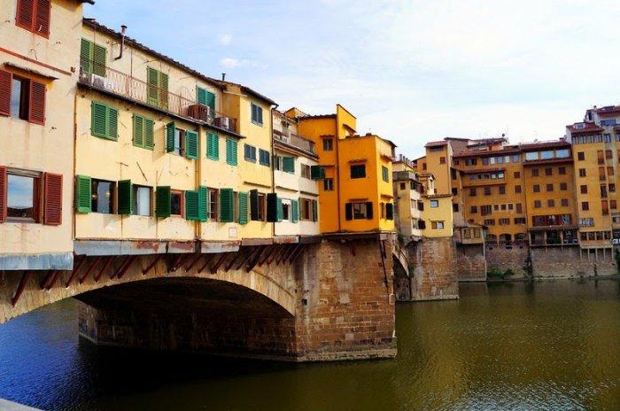 Ponte Vecchio - Középkori híd üzletek