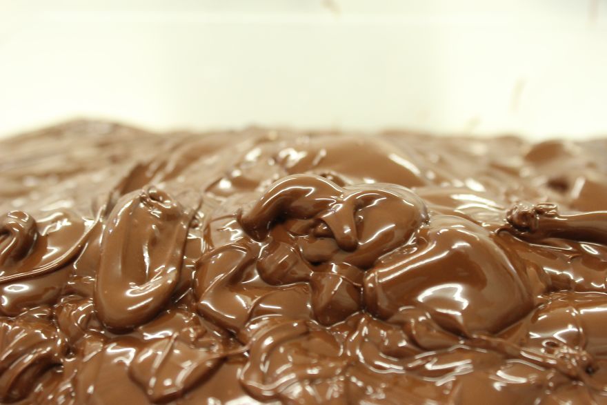 Как и из чего делают шоколад