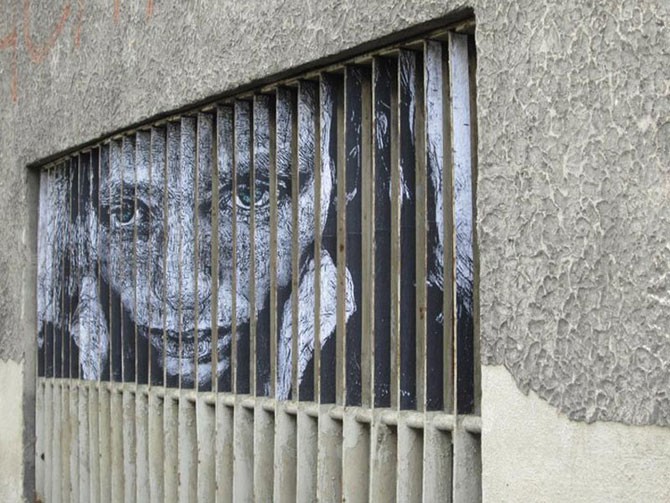 Utcai művészet a korláton Németországban