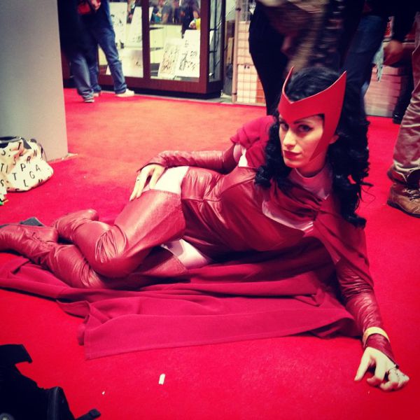 Девушки на фестивале New York City Comic Con 2014