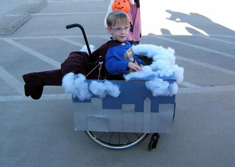 Веселые костюмы на Хэллоуину для сына-инвалида