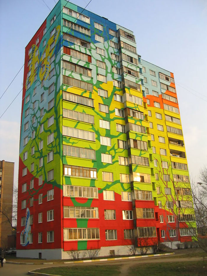Яркие и красочные здания