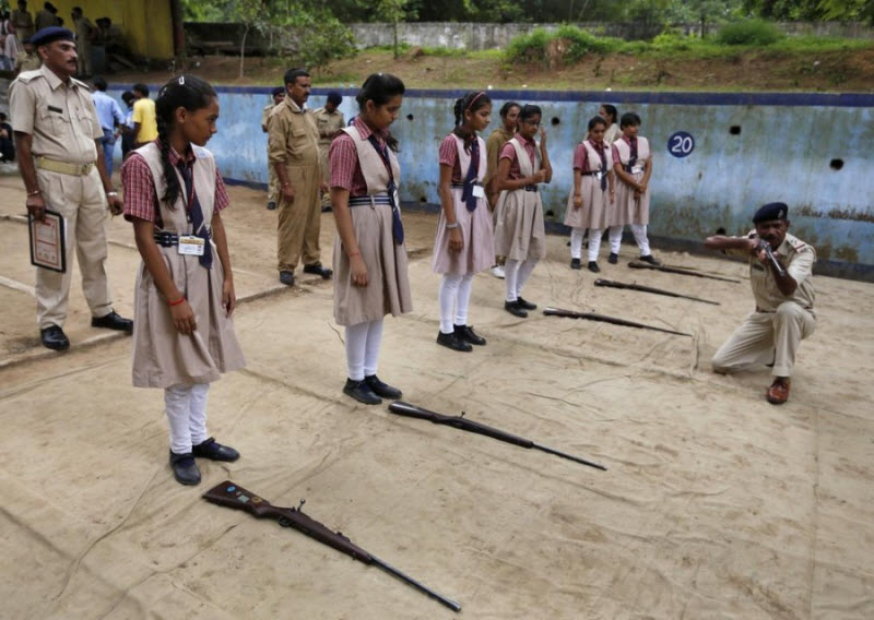 Женщины и оружие в Индии