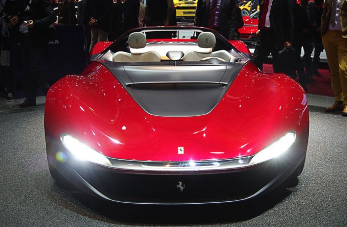 Суперкар Ferrari Sergio