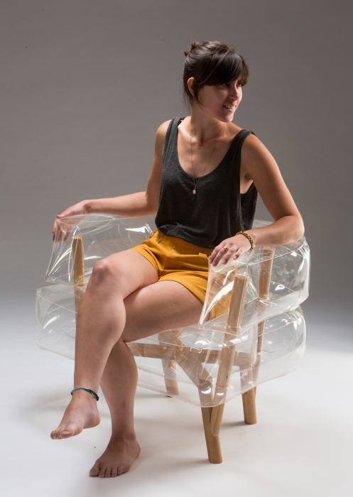 Дизайнерское прозрачное надувное кресло