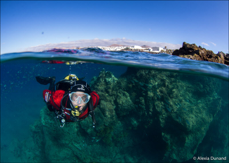 Полу-подводные фото со всего мира