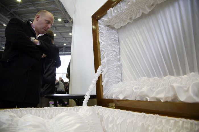 Выставка похоронной культуры в Москве