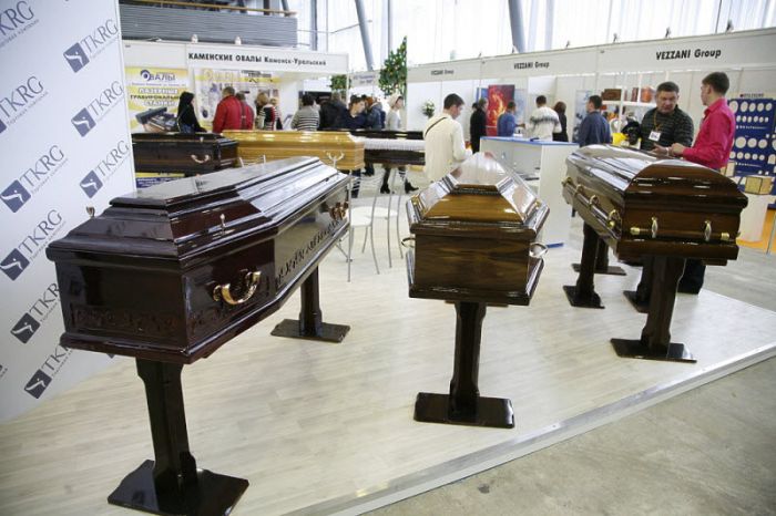 Выставка похоронной культуры в Москве