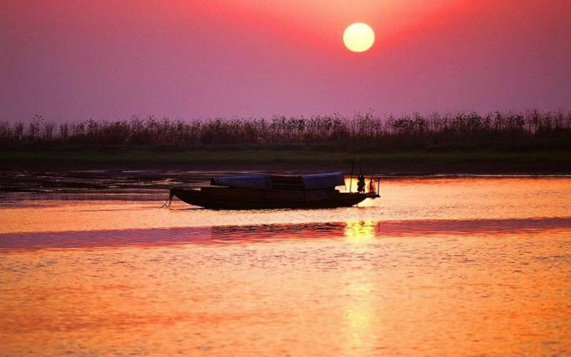 Зловещее озеро Поян в Китае