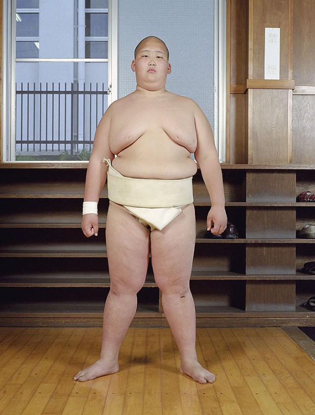 Борцы сумо в самом начале своей карьеры