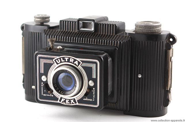 Впечатляющая коллекция старинных фотоаппаратов