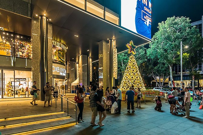Знаменитая улица Сингапура – Orchard Road перед Рождеством