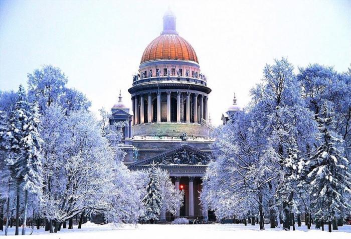 Новогоднее путешествие по городам России