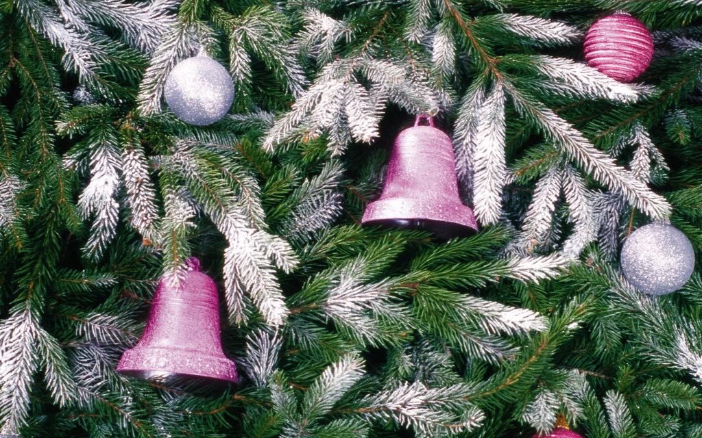 Как творчески украсить новогоднюю елку