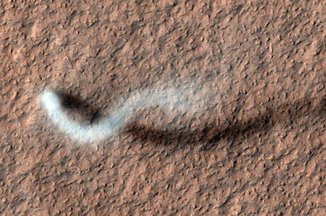 Необычные и красивые фотографии Марса