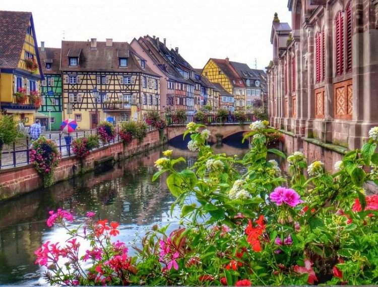 Кольмар — миниатюрный красочный город во Франции