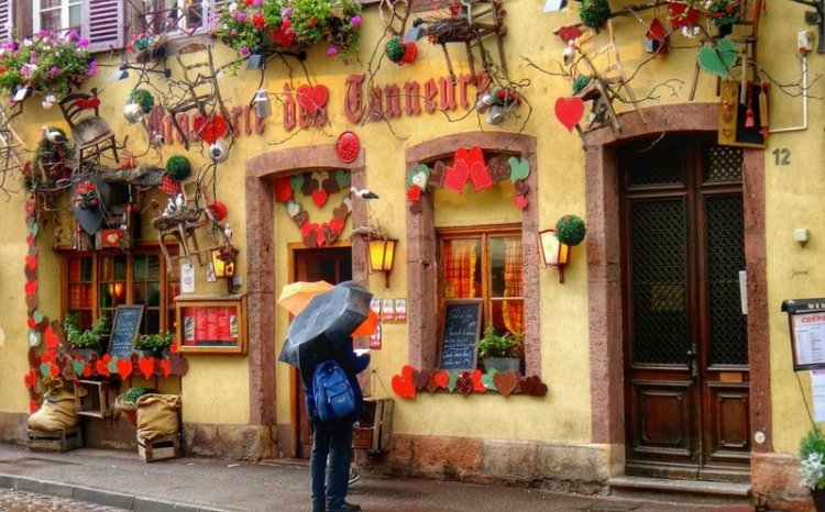 Кольмар — миниатюрный красочный город во Франции