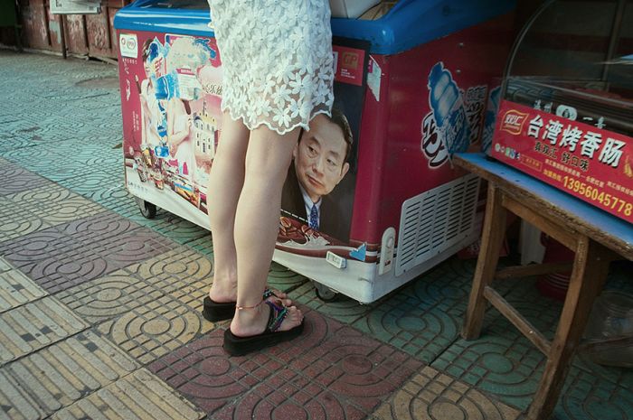 Уникальные уличные снимки от китайского фотографа Тао Лю