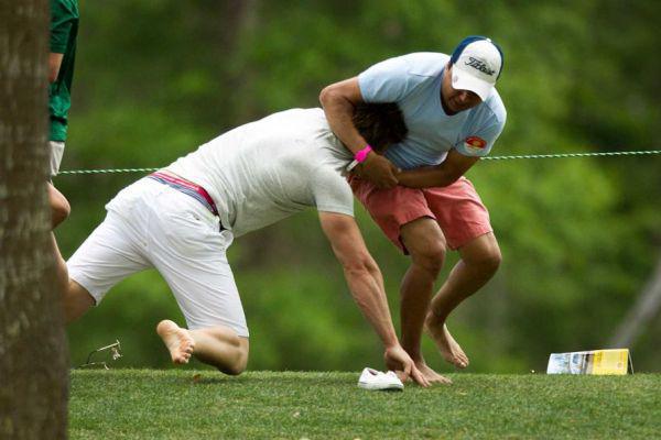 Соревнования по гольфу не проходят без происшествий