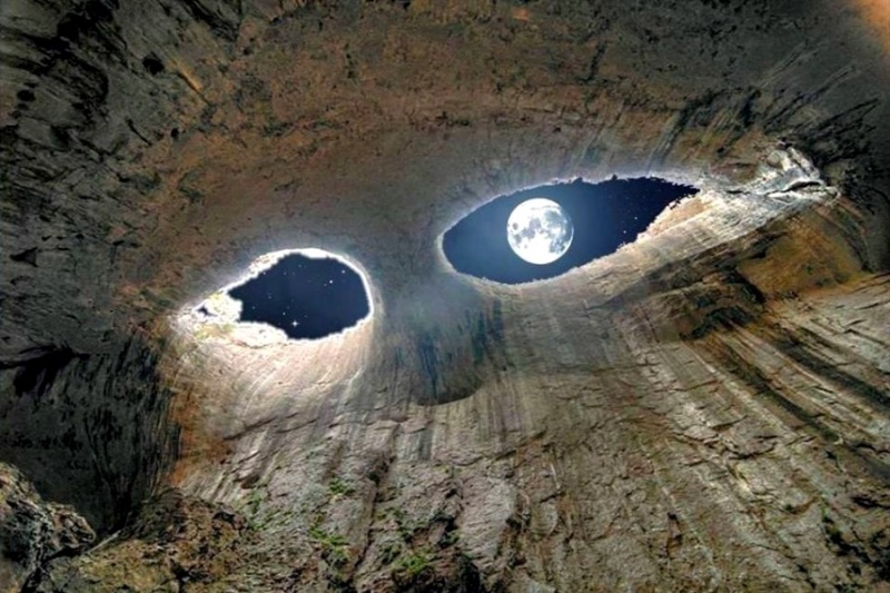 Глаза Бога - неимоверная пещера Проходна