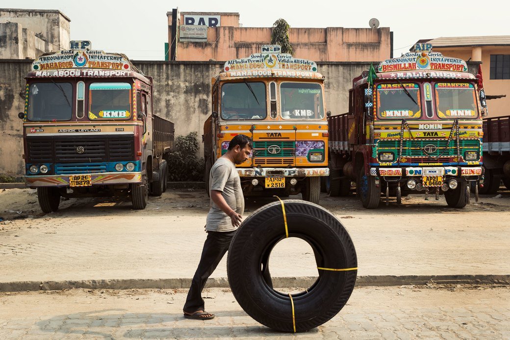 Индийские грузовики и их владельцы