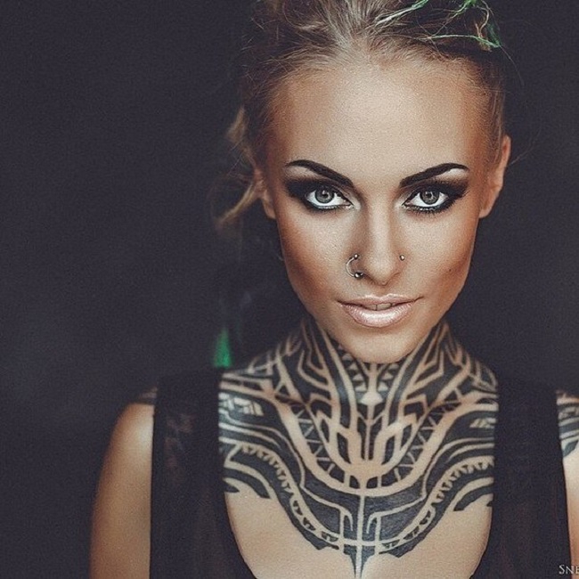 Татуировки на телах привлекательных девушек