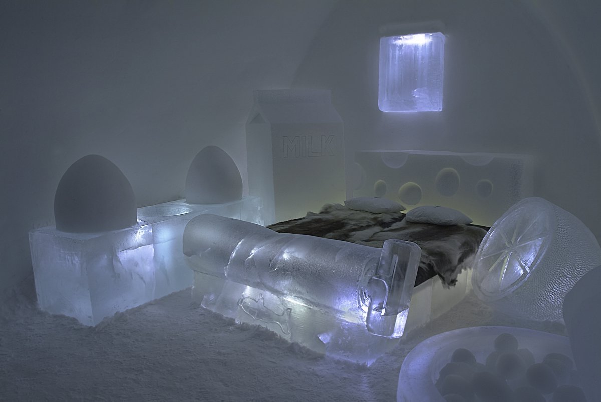 Самый большой отель изо льда - ICEHOTEL