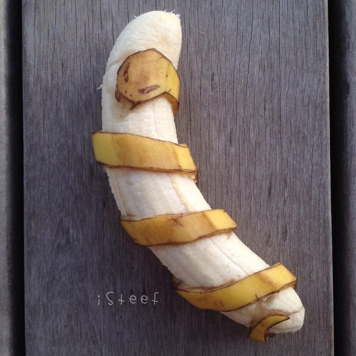 Забавные персонажи из бананов