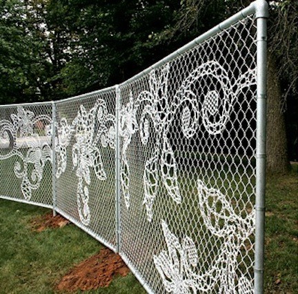 Потрясающие плетеные граффити