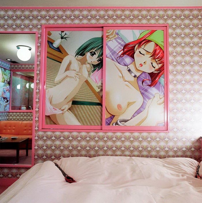 Интерьеры комнат в японских отелях для любви