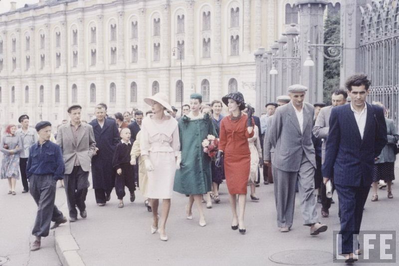 Одежда Кристиан Диор в Москве 1959 года