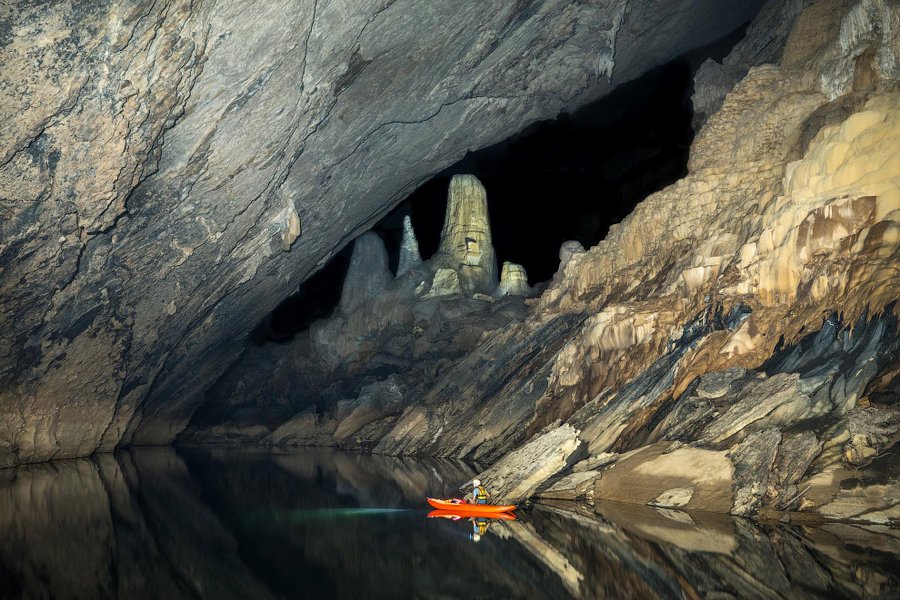 Пещера Tham Khoun в Лаосе