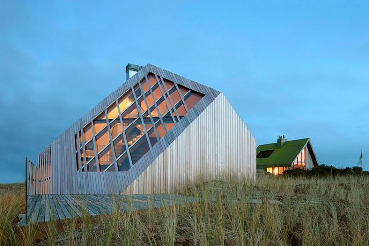Современный мансардный дом в Голландии