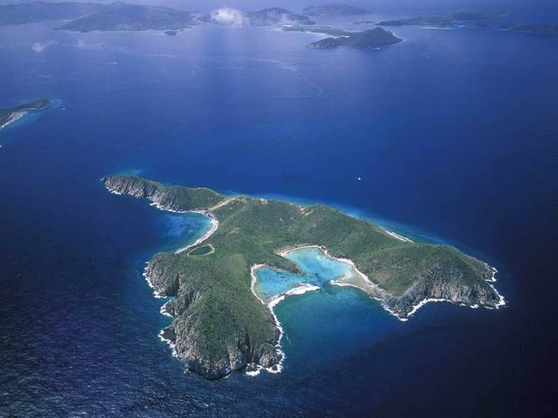 16 островов, которые можно купить прямо сейчас
