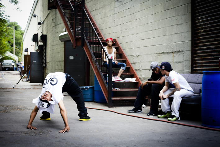 Фото уличных танцоров Бруклина от Дейдре Шу