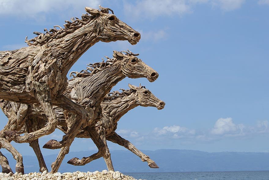 Удивительные скульптуры из коряг от Джеймса Доран-Вебба