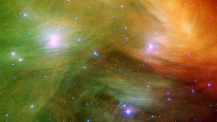 Красочные фотографии, сделанные телескопом Спитцер