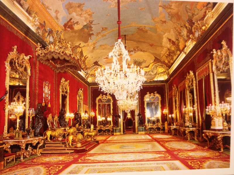 Самые роскошные королевские резиденции разных стран