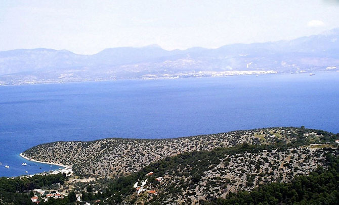 11 греческих островов, которые можно купить прямо сейчас