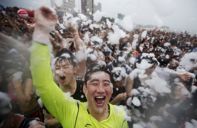 Ежегодный фестиваль грязи в Южной Корее 2015