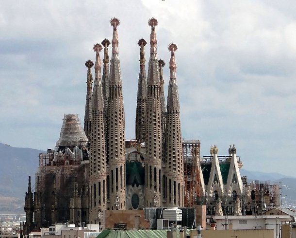 Великолепные здания церквей со всего мира