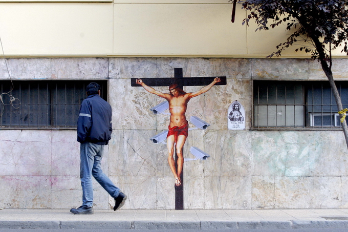 Работы чилийского уличного художника Caiozzama