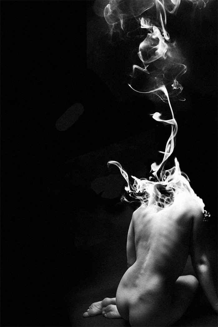 Дым от Стефано Бонацци