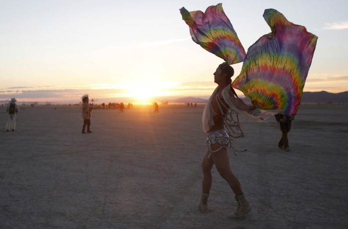 Как проходит фестиваль Burning Man 2015
