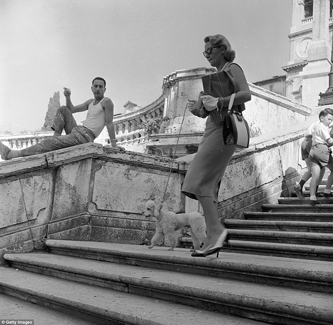 https://s.zefirka.net/images/2015-10-06/podborka-fotografij-iz-italii-1950-x/podborka-fotografij-iz-italii-1950-x-1.jpg