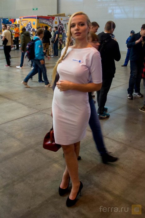 Красивые девушки на фестивалях ИгроМир 2015 и Comic Con Russia