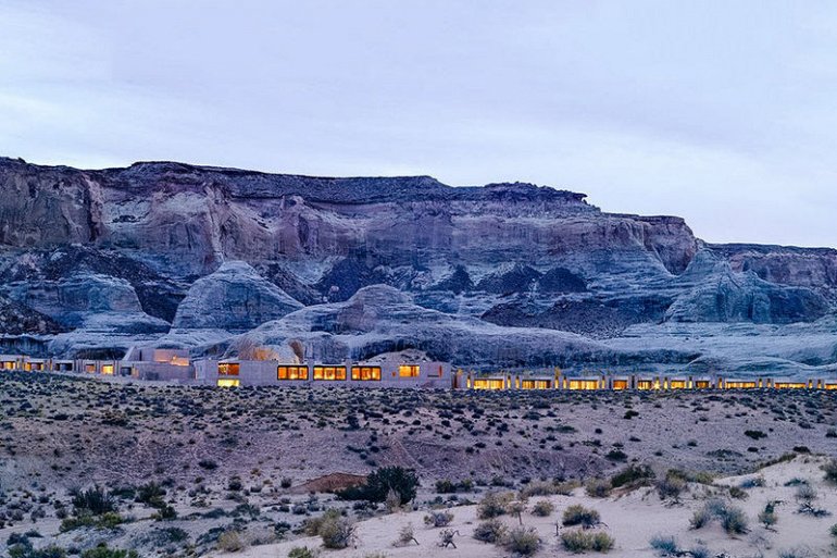 Живописный курорт в пустыне Юта