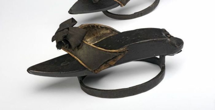 Чопины - средневековая обувь на платформе