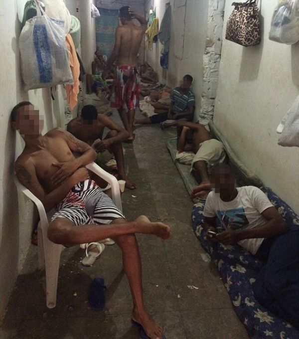Типичные бразильские тюрьмы